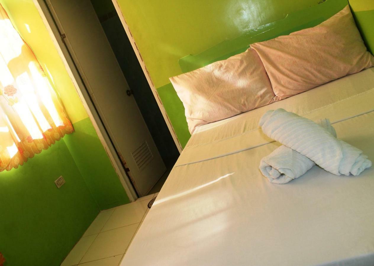 Austria'S Guest House El Nido Buitenkant foto